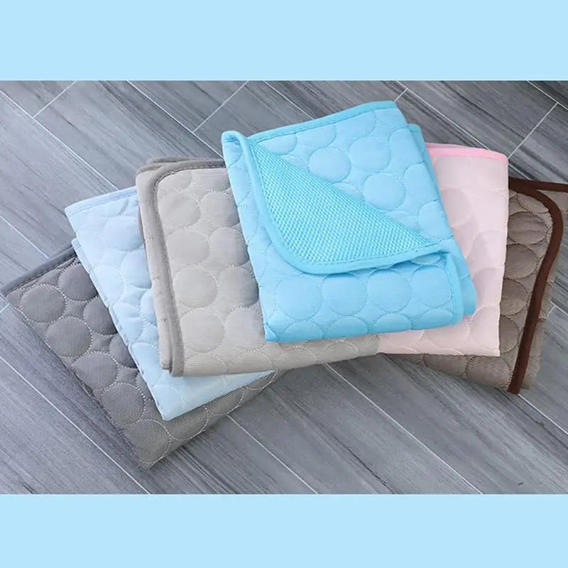 Pet Cooling Mat, Summer Pet Ice Pad, Breathable Pet Cooling Mat, Summer Cooling Pad for Dogs & Cats, Pet Supplies