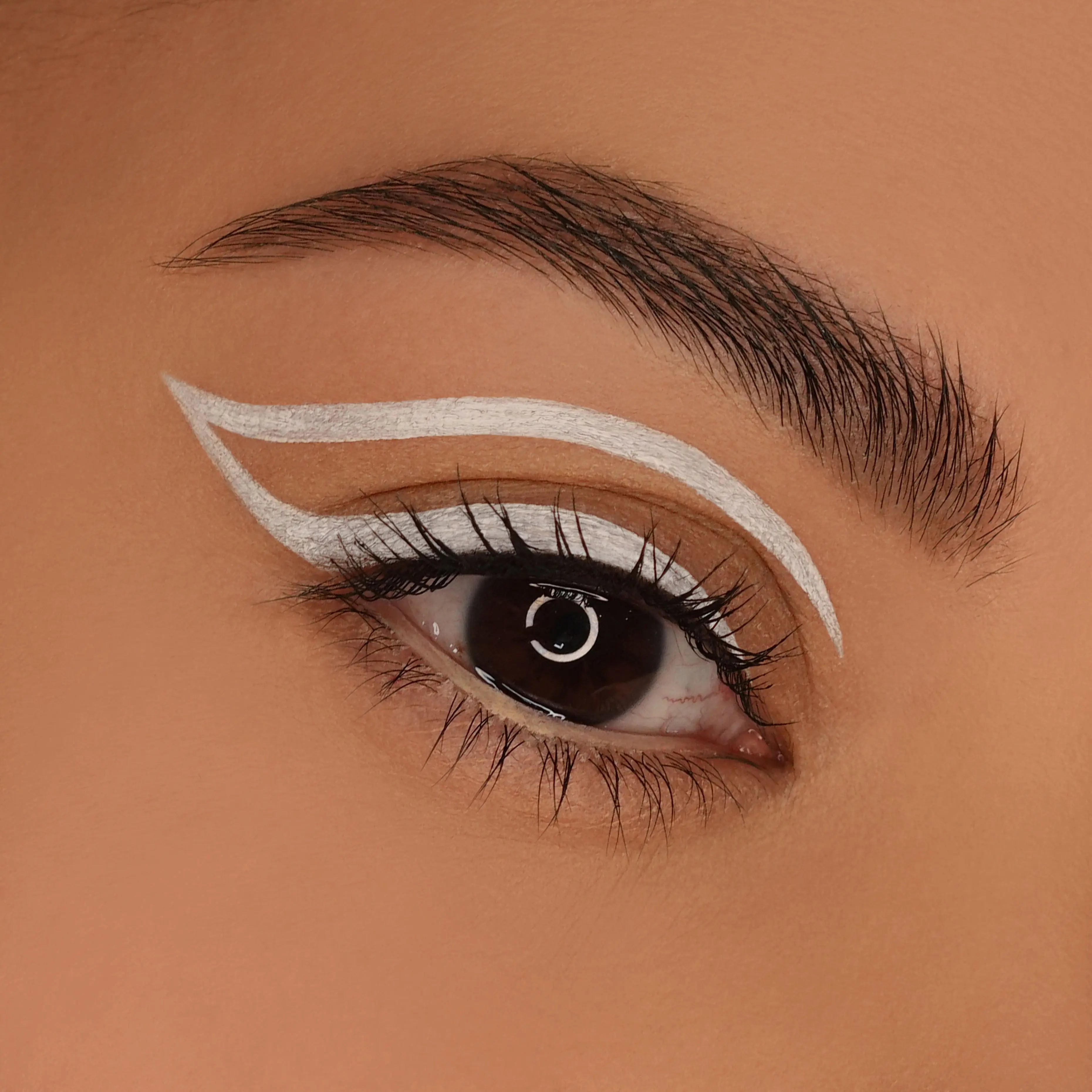 Beachproof Eyeliner - Felt-Tip, Highly Pigmented Liquid Eyeliner