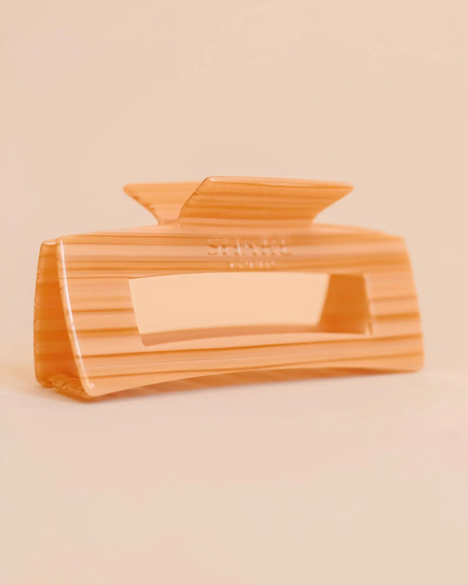 Oatmilk Jumbo Claw Clip // Eco-Conscious