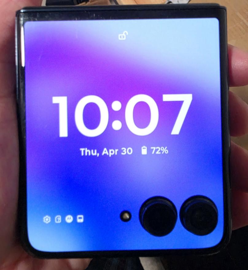 Razr Plus (2024) reacondicionado JeiperdShop
