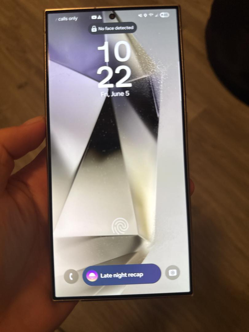 Galaxy S24 Ultra reacondicionado JeiperdShop