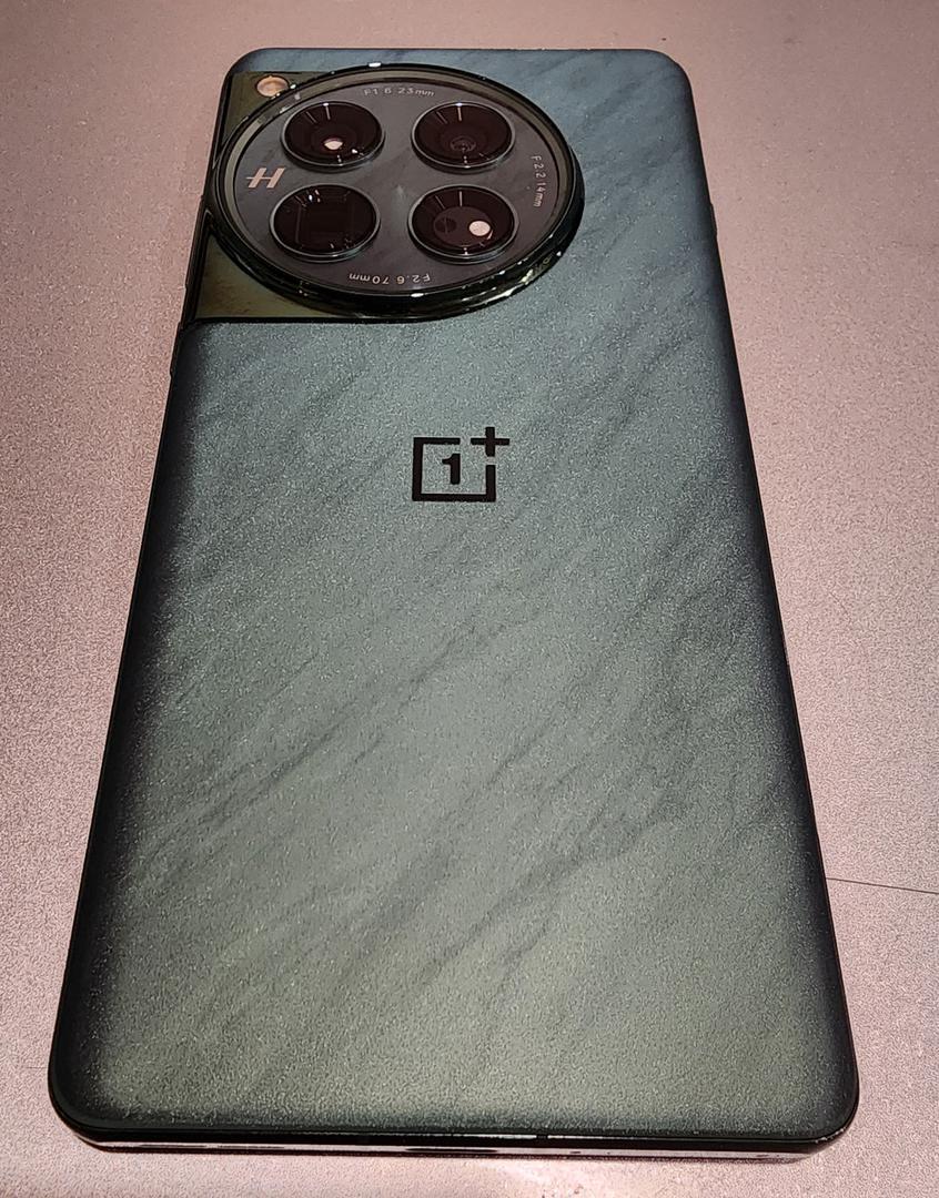 OnePlus 12 reacondicionado JeiperdShop