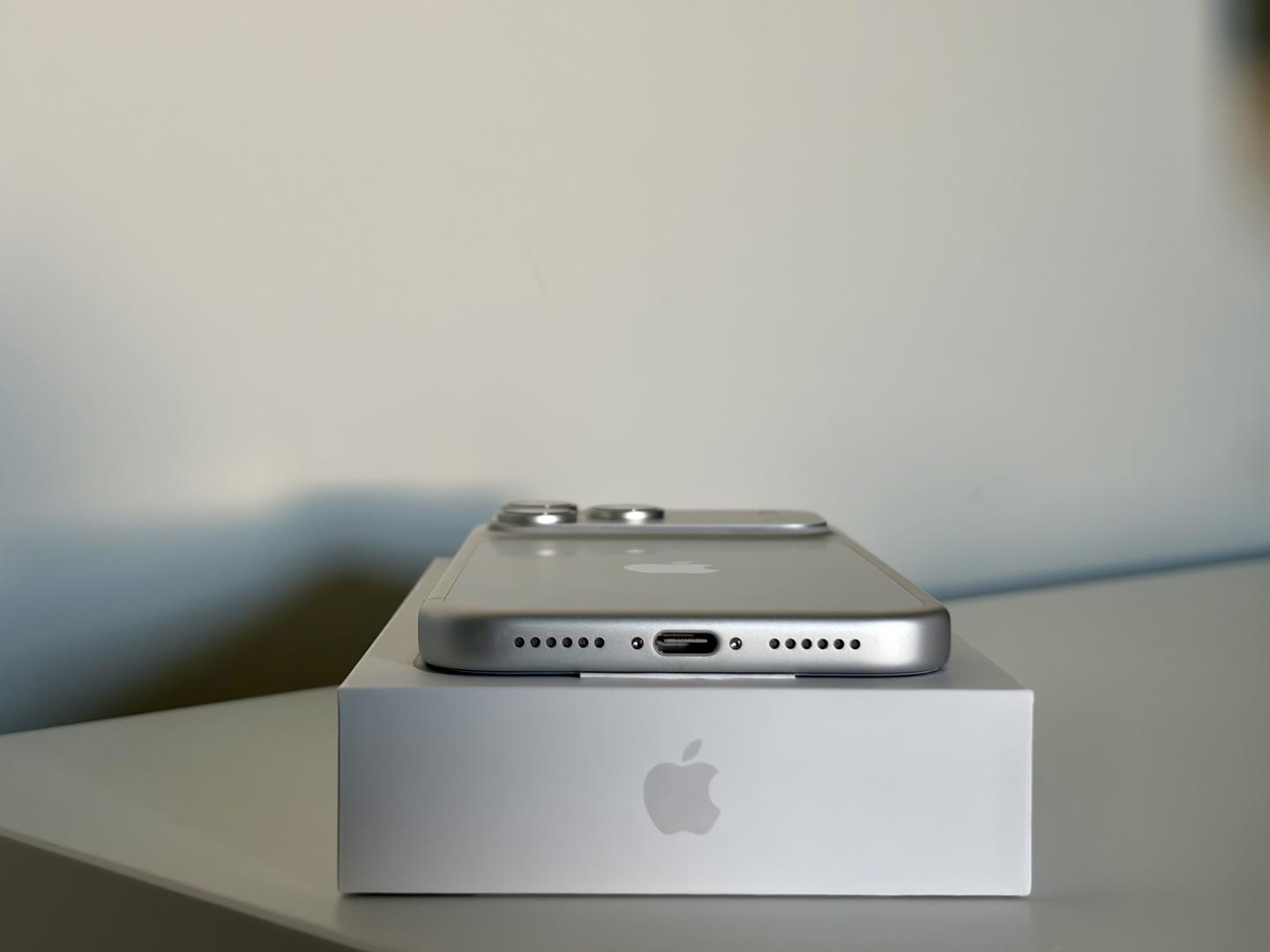 iPhone 17 Pro Max reacondicionado JeiperdShop