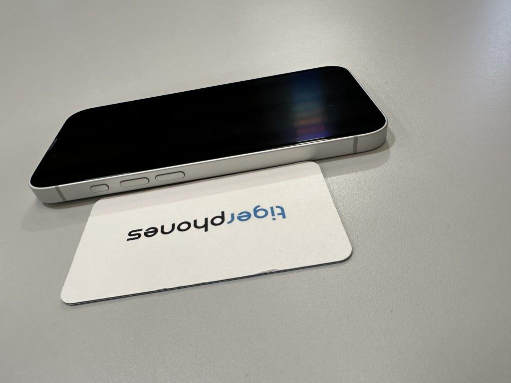 iPhone 16e reacondicionado JeiperdShop