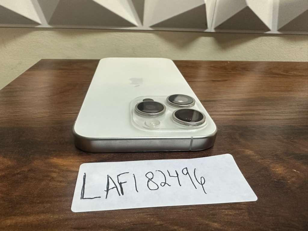 iPhone 15 Pro reacondicionado JeiperdShop