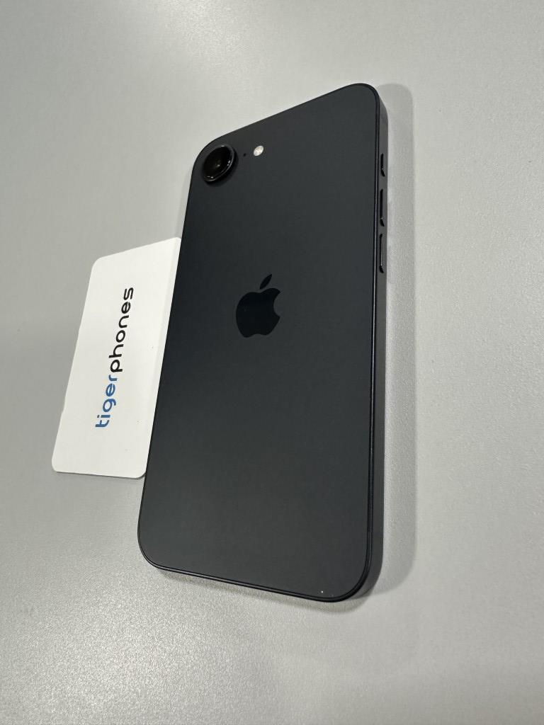 iPhone 16e reacondicionado JeiperdShop