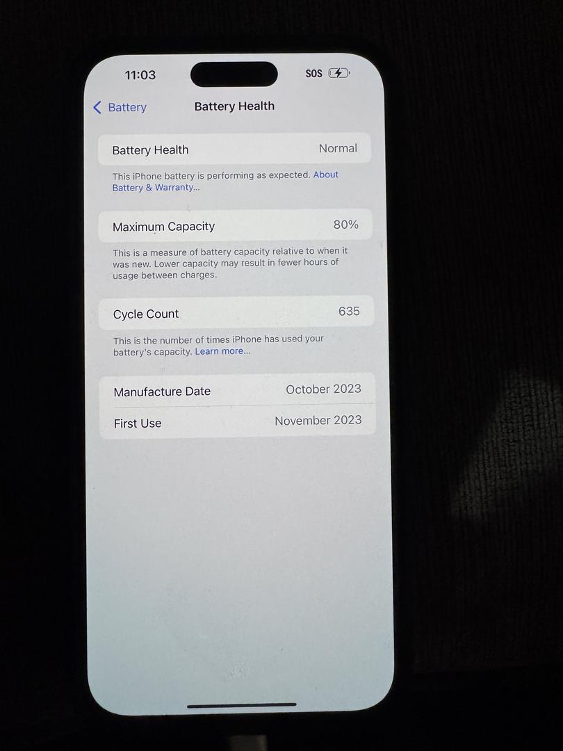 iPhone 15 Pro Max reacondicionado JeiperdShop