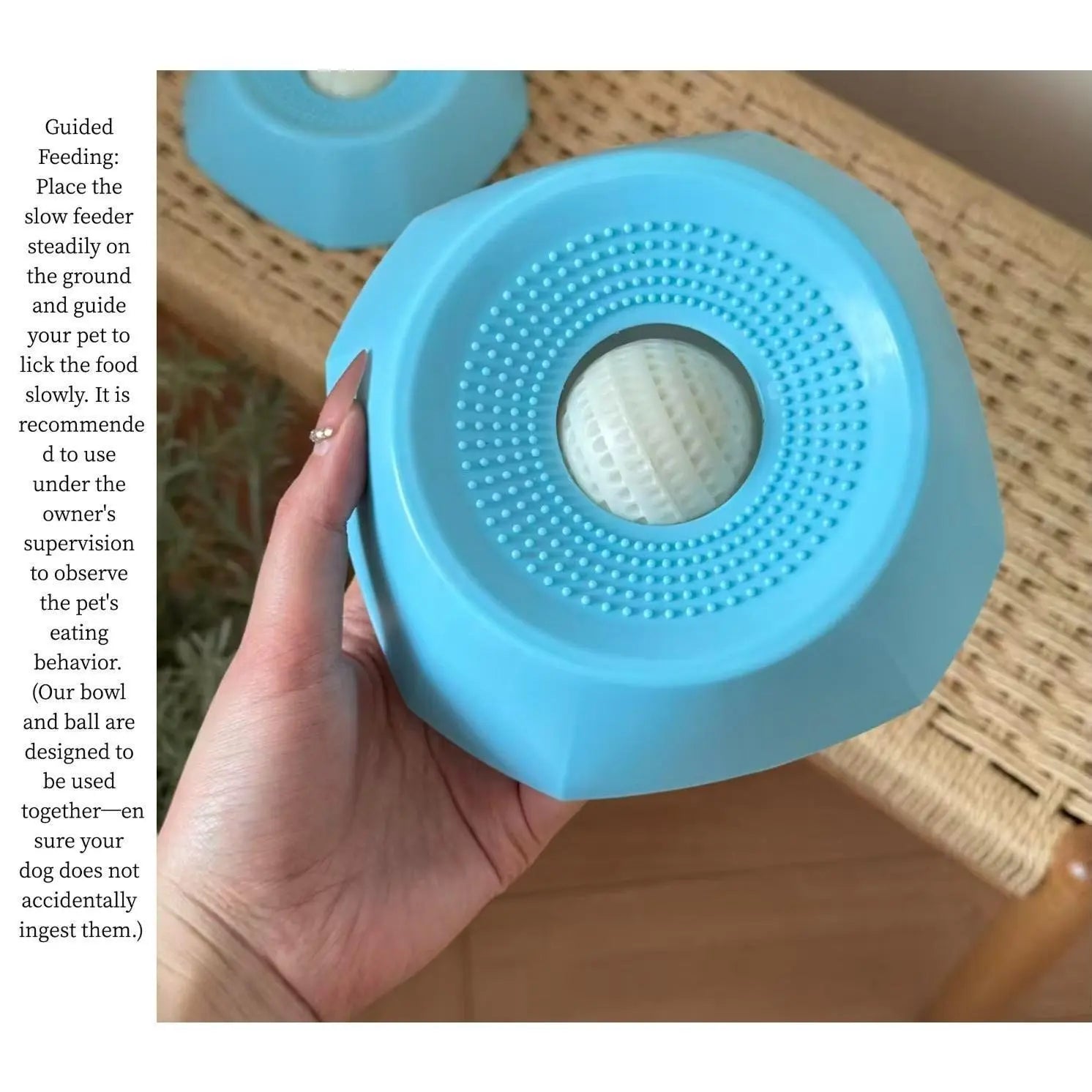 Non-Slip Slow Feeder Dog Bowl with Built-In Fun Ball, Perfect for Bone Broth and Yogurt, Suitable for Large, Medium, and Small Dog Breeds, an Ideal Choice for Dietary Supplements and Post-Surgery Nutrition.