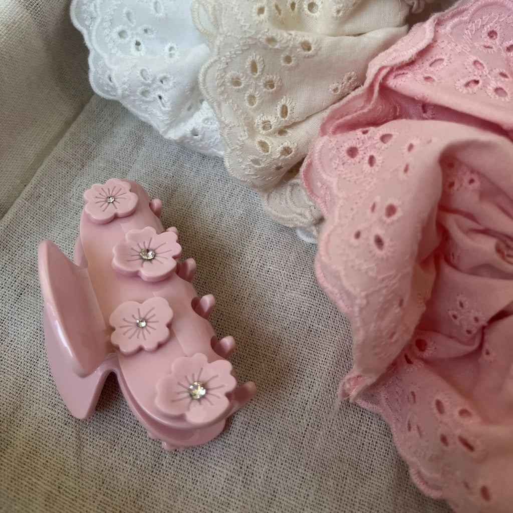 Avery Anderson Camila Pink Marble Hair Claw Clip Eco-Friendly Acetate Large Flower Clips for Fine & Thick Hair Strong Hold Stylish Jaw Clip Handmade in South Korea Gift Idea