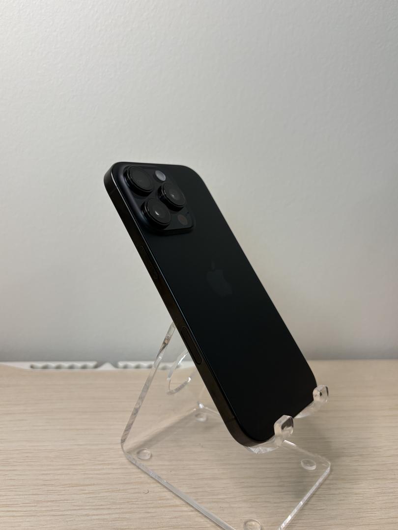 iPhone 16 Pro reacondicionado JeiperdShop