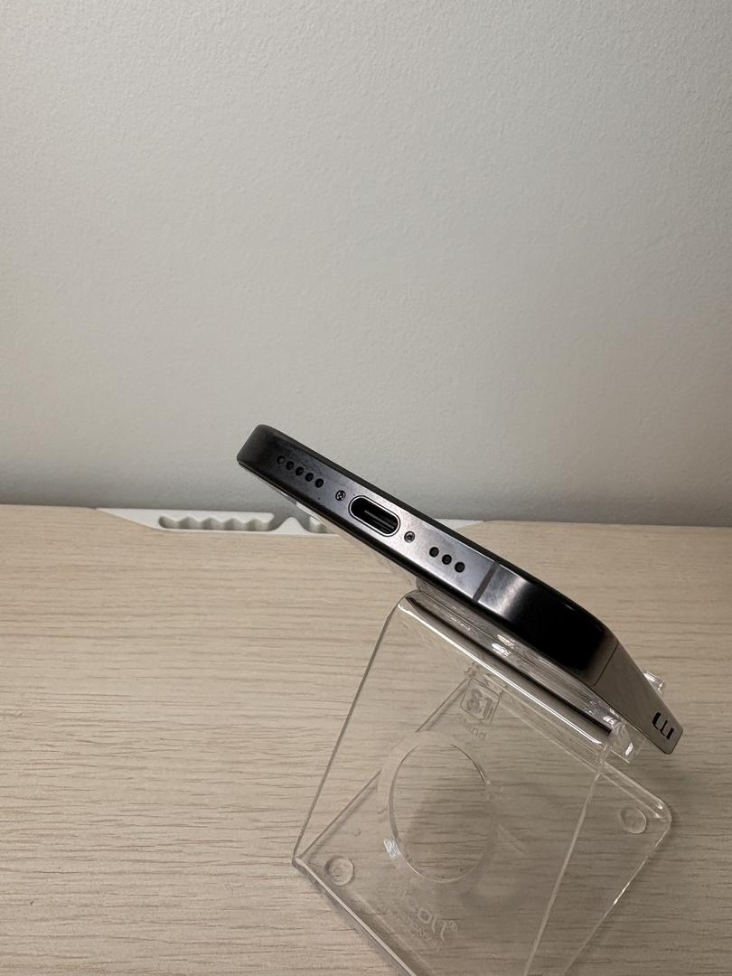 iPhone 16 Pro reacondicionado JeiperdShop