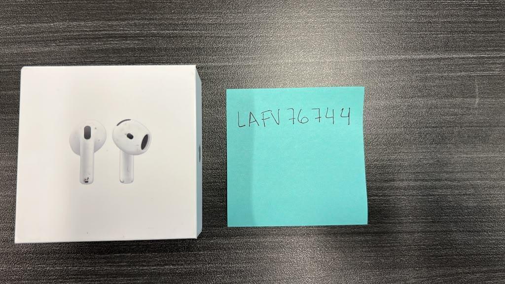 Apple AirPods (4th Gen) JeiperdShop