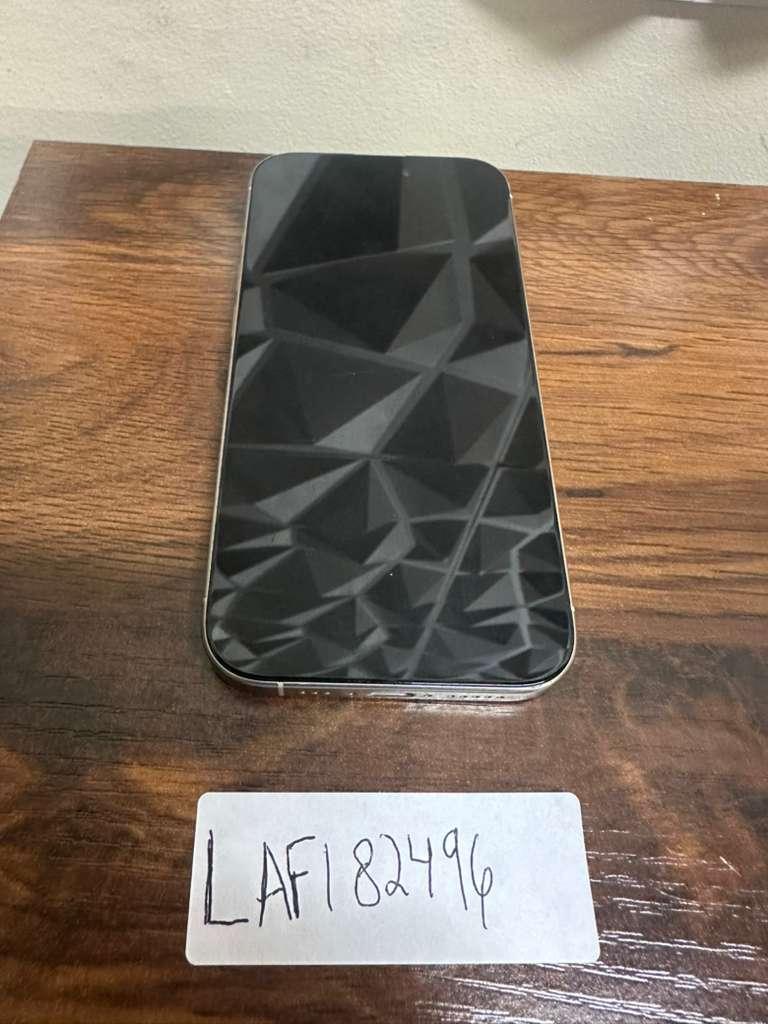 iPhone 15 Pro reacondicionado JeiperdShop