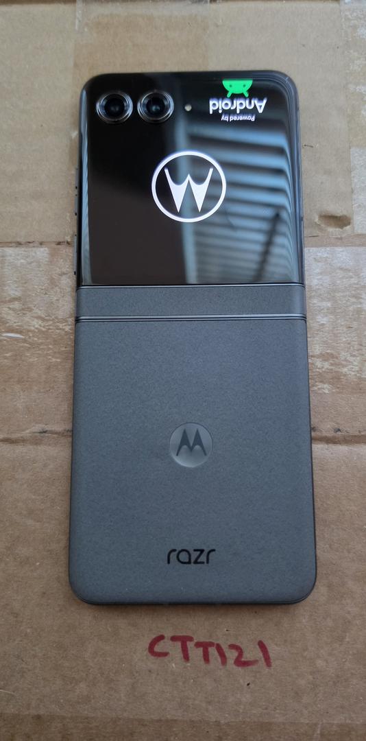 Razr (2024) reacondicionado JeiperdShop