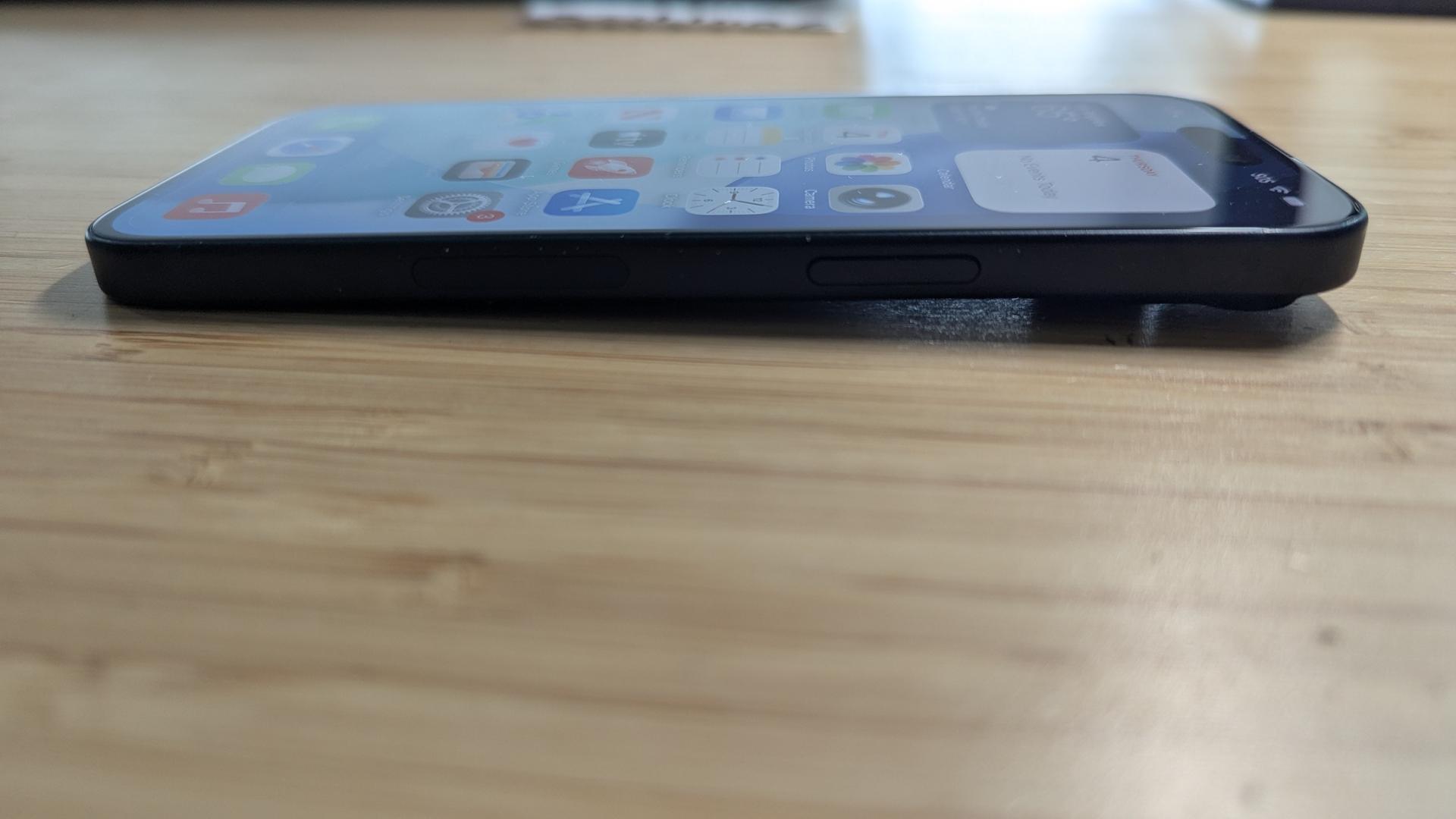 iPhone 15 reacondicionado JeiperdShop